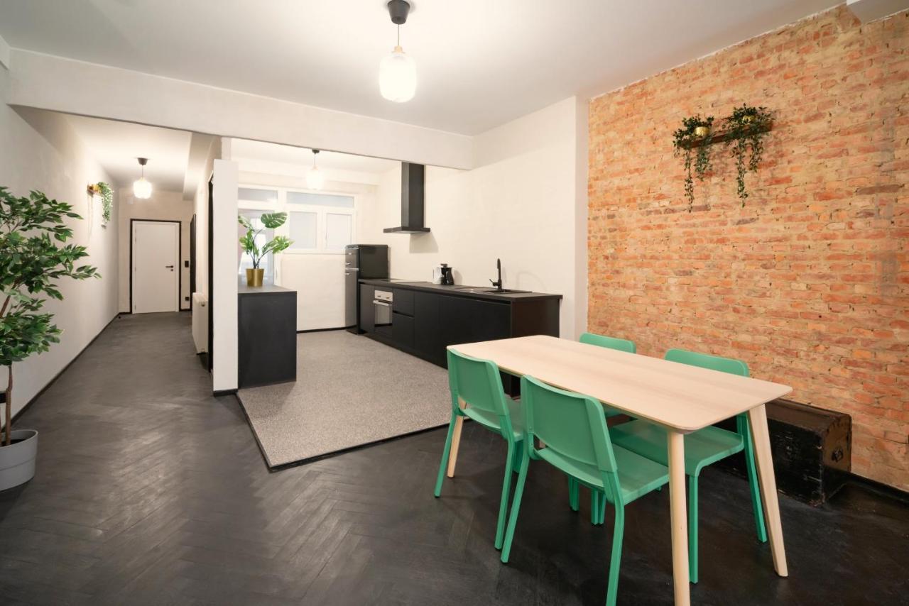Charming And Spacious Antwerp City Center Apartments Exterior photo